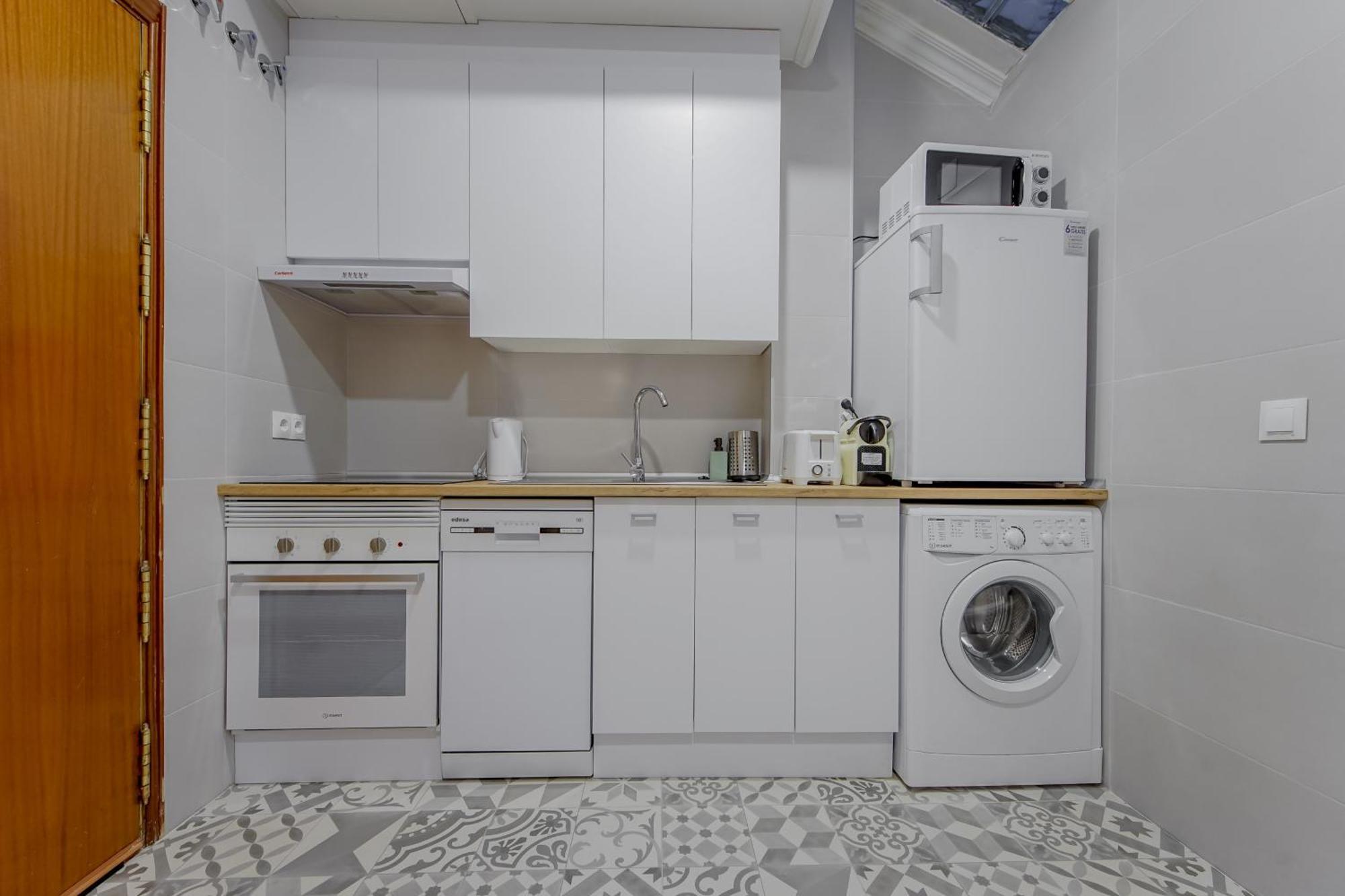 Ny Style Apt 5P En San Mateo Centro Chueca-Malasana E1 Madrid Eksteriør billede